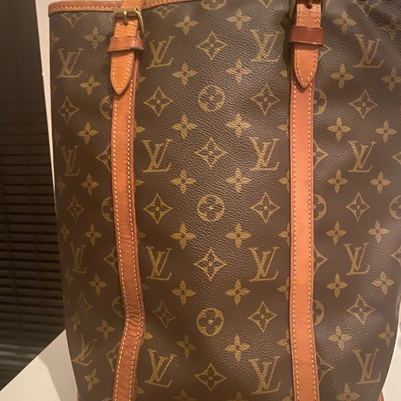 Louis Vuitton Bucket Bag - Picture 7 of 12